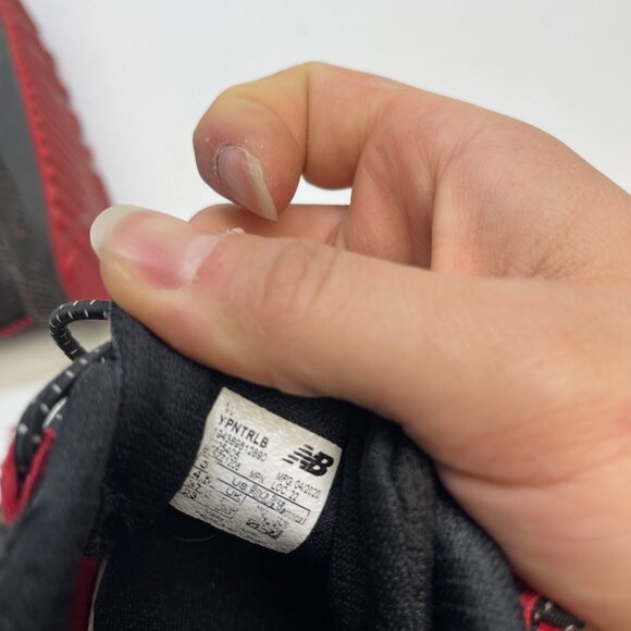 New Balance FuelCore Nitrel 2020 Black / Red Boys Sz 5 US ≈ Wom 6.5 US YPNTRLB - Picture 9 of 11